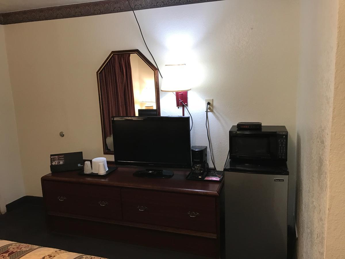 Budget Inn Of Brownfield المظهر الخارجي الصورة